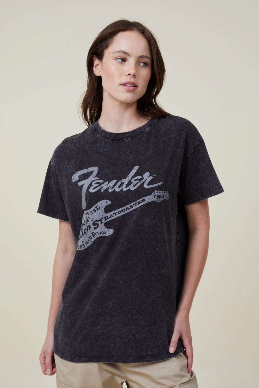 Graphic T-Shirts * | Cotton On Women The Oversized Graphic License Tee