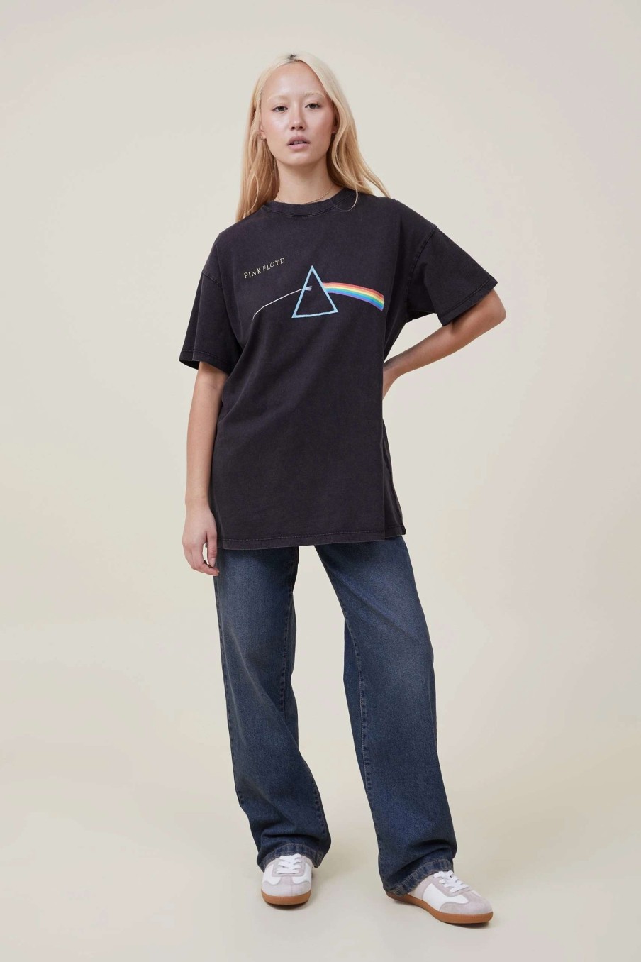 Graphic T-Shirts * | Cotton On Women Oversized Fit Pink Floyd Music Tee Lcn Per Pink Floyd 1994 Tour / Black